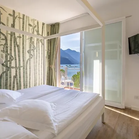 Baia Azzurra - Front Ξενοδοχείο 4*