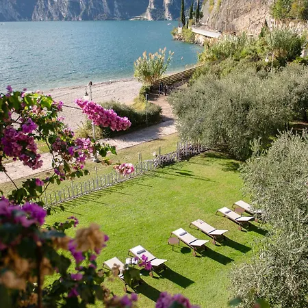 Baia Azzurra - Front Ξενοδοχείο 4*